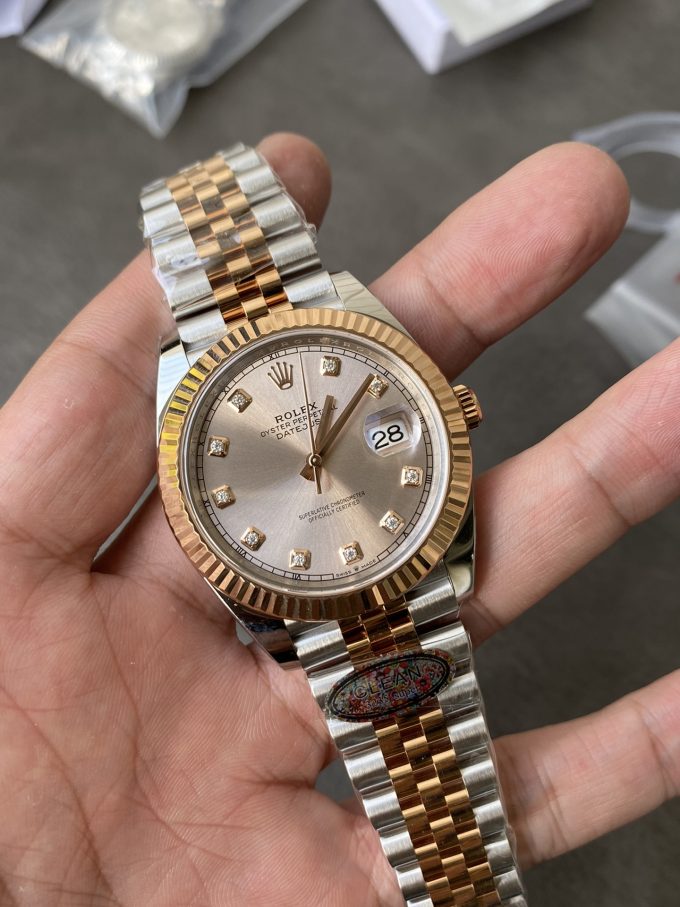 Clean Factory Watches DateJust 41mm 126331 0008 Rose Gold Sundust Diamond Set Dial Jubilee Bracelet 3235 Movement 01