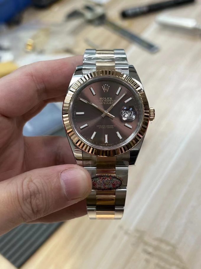 Clean Factory Watches Rolex DateJust 41mm 126331 0001 Rose Gold Bezel Chocolate Dial Oyster Bracelet 3235 Movement 01