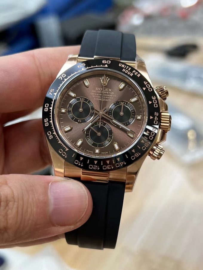 Clean Factory Daytona 116515 Rose Gold Case Chocolate Dial Black Chrono Dial DanDong 4130 Movement Oysterflex Strap 03