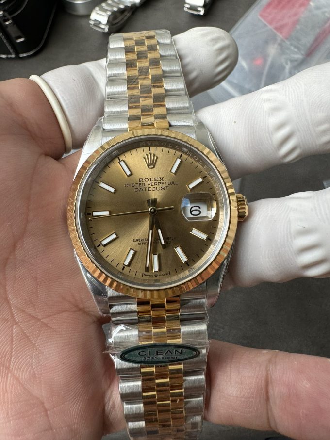 Clean Factory Rolex Datejust 36mm 126233 Yellow Gold Dial with Stick Markers Two Tone Yellow Gold Oystersteel Strap 04