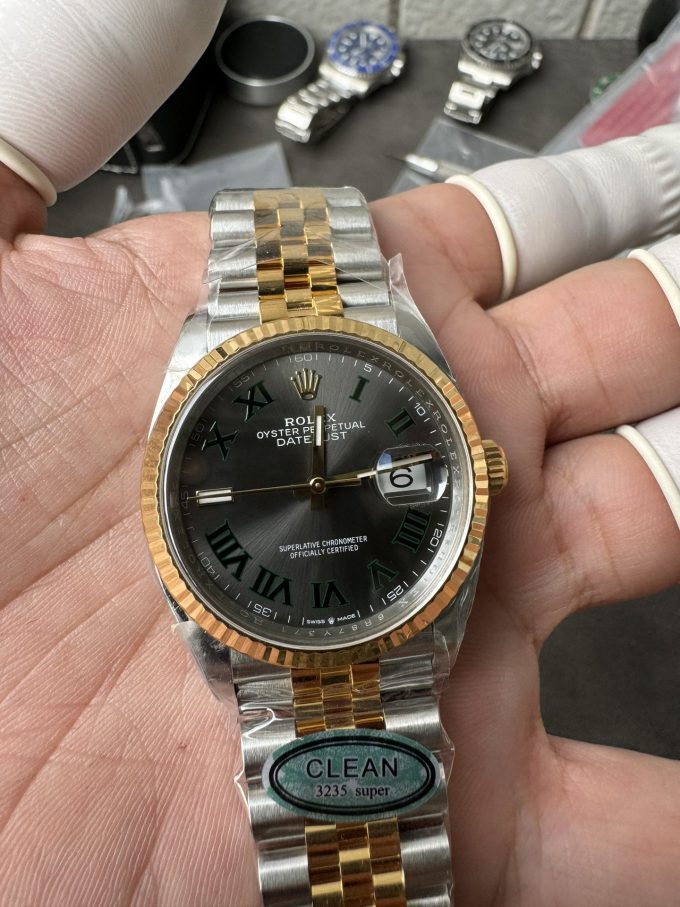 Clean Factory Rolex Datejust Wimbledon 36mm 126233 Grey Dial with Roma Markers Two Tone Yellow Gold Oystersteel Bracelet 06